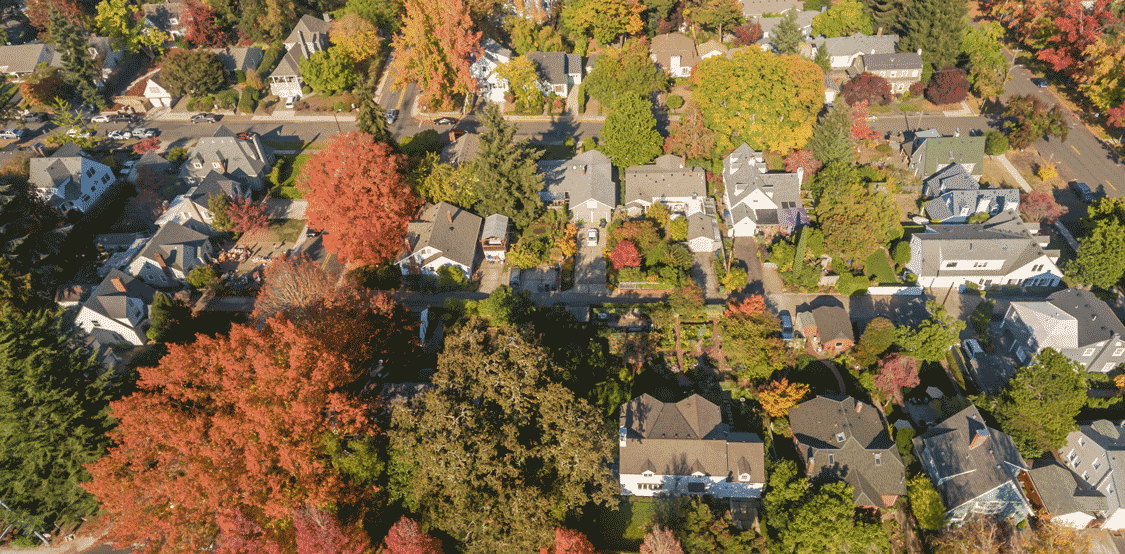 An aerial view of a neighborhood in Washington State